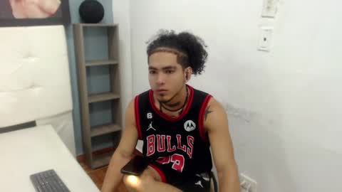 Lihan online show from February 21, 12:17 pm