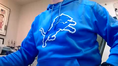 liketowatch online show from January 6, 7:56 pm