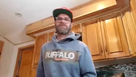 St pierre online show from February 3, 4:12 pm