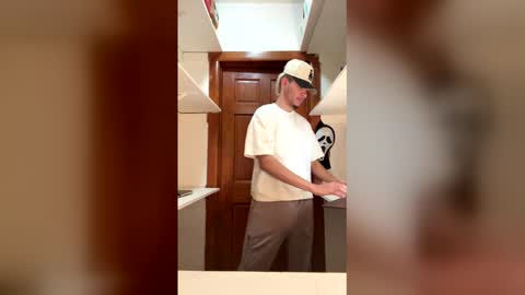 lima_tunes online show from December 16, 2:51 am