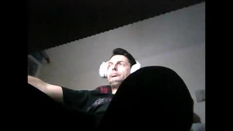 Snapshot of liongr69 chatting on February 23, 11:14 pm liongr69 online show from February 23, 11:14 pm