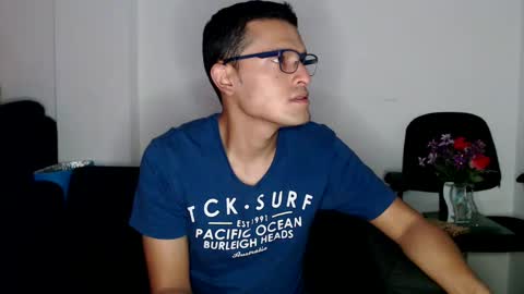 Manu online show from December 12, 4:37 am