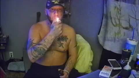 livingpuddle online show from October 28, 2:03 am