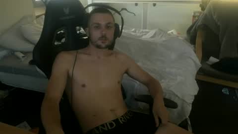 lm270820 online show from June 20, 7:52 pm
