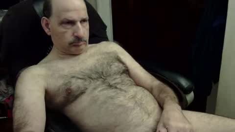 loades182025 online show from December 21, 8:33 am