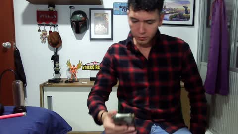 Lobo online show from December 17, 2:12 am