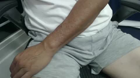 locoboin808 online show from December 8, 7:26 am