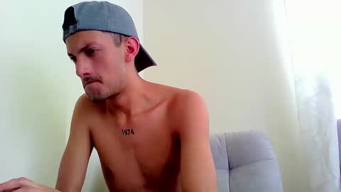 logaan_grey online show from November 13, 4:55 pm