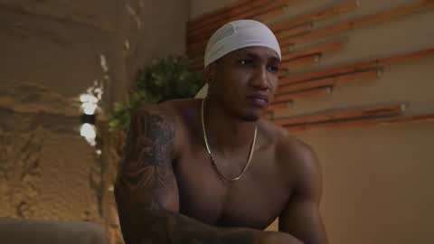 logan_varela online show from October 24, 3:03 pm