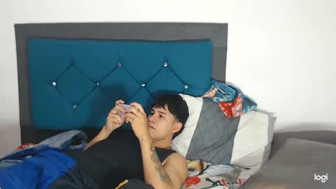 logannthh online show from March 6, 11:53 pm