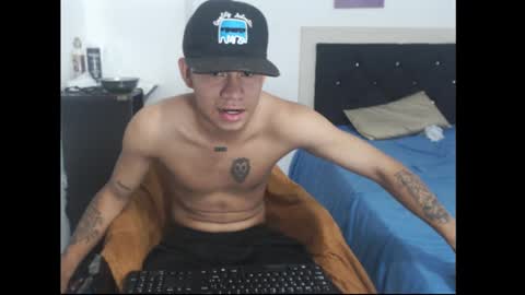 logannthh online show from October 14, 5:25 am