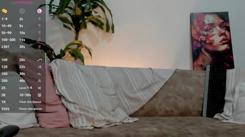 logantwink18 online show from February 12, 4:57 pm