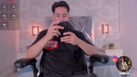 Snapshot of loghan_fox chatting on September 9, 3:17 am Loghan online show from September 9, 3:17 am