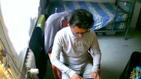 lokoum39 online show from March 20, 8:40 am