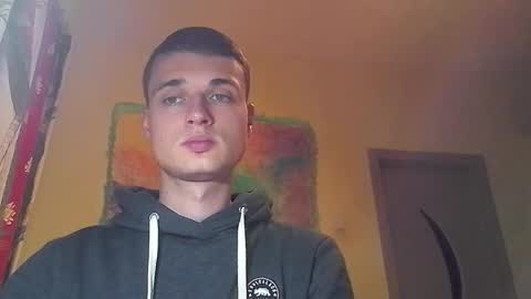 london_tomy online show from January 17, 8:44 pm