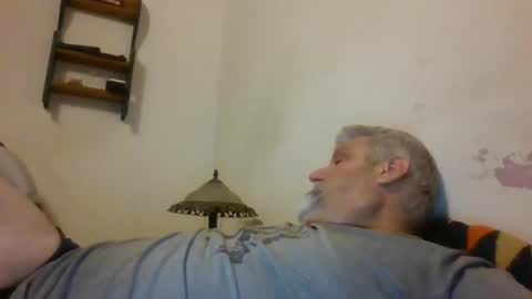 lonelytech72 online show from December 1, 3:31 am