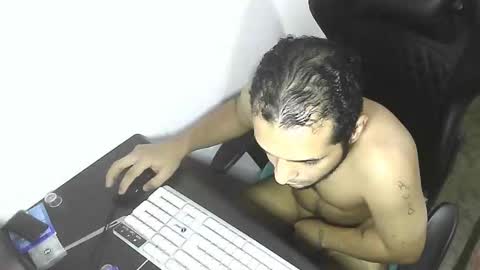 Marvin Santiago online show from February 3, 6:40 am