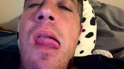 longdick136583483 online show from March 3, 3:47 am