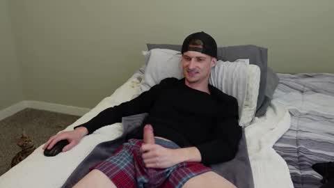 longroyaltyy online show from December 16, 6:59 pm