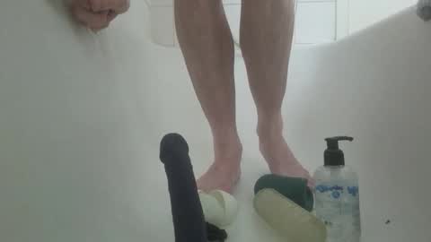 longslongbingbong online show from November 9, 3:05 pm