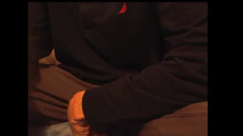 looking469 online show from December 16, 3:19 am