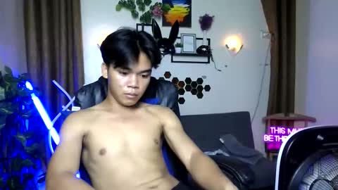 lord_hotasian online show from January 11, 10:02 pm