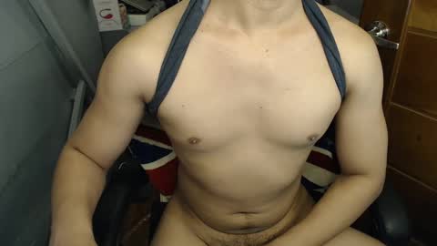 Snapshot of lord_of_cum69 chatting on December 21, 11:56 pm Macky online show from December 21, 11:56 pm
