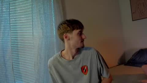 lostboybeau online show from April 23, 12:04 am