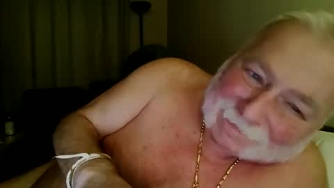 louis_chokdee online show from November 10, 6:57 pm