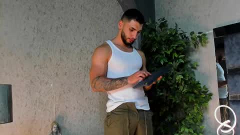 Louis online show from November 8, 12:25 am