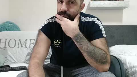 Snapshot of loveivat80 chatting on December 28, 7:33 am loveivat80 online show from December 28, 7:33 am