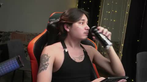 lovelydany3 online show from February 1, 11:58 pm