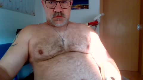 lover010983 online show from July 23, 5:38 am