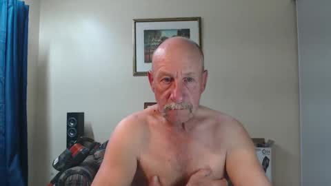 Lovesblackazz online show from March 6, 10:30 am