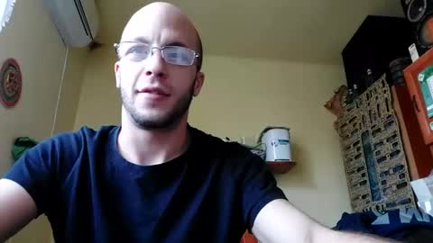 Lshot D online show from January 3, 12:30 pm