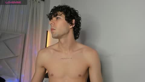 Luca Ferrer online show from January 12, 5:33 am