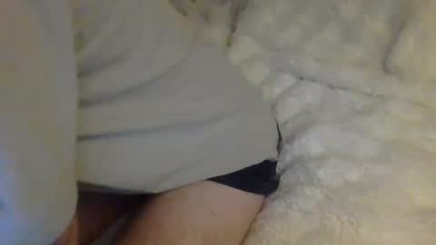 Snapshot of lucany__ chatting on December 28, 3:04 am Luca online show from December 28, 3:04 am