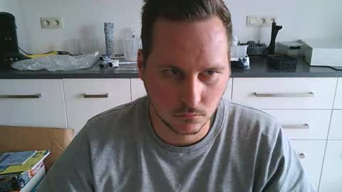 Lucas online show from September 16, 2:40 pm