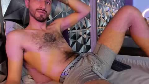 Lucas online show from March 20, 4:49 am