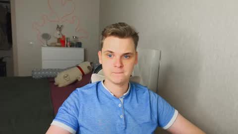 Lucas Gill online show from November 28, 2:19 pm