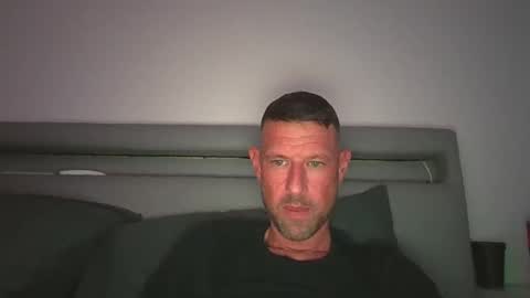 Come Chill With Me  online show from February 1, 11:06 pm