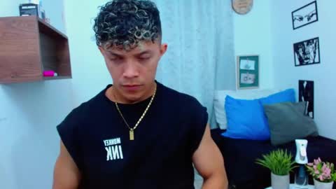 Lucas Luxx online show from January 31, 7:11 pm