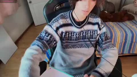 lucas_xo online show from March 12, 1:13 am