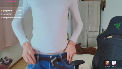 lucas_xo online show from February 3, 6:40 am