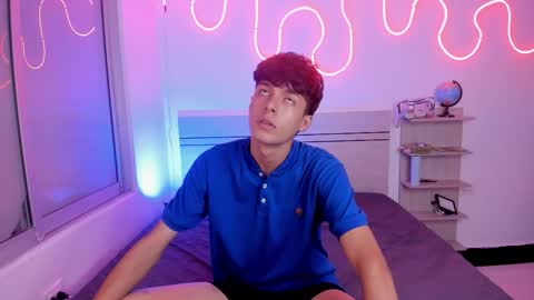 Luccas Ferreira online show from November 19, 7:47 pm