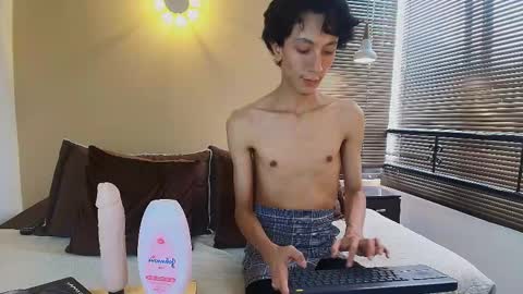 Snapshot of lucian_morel_s chatting on September 10, 1:54 pm Lucian Morel S online show from September 10, 1:54 pm