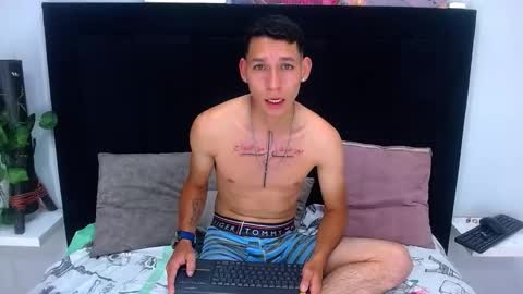 MAXXX online show from November 25, 5:59 pm