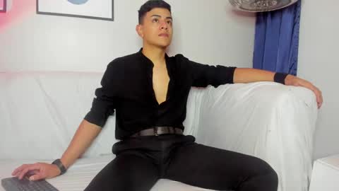 Leo online show from March 5, 11:28 am