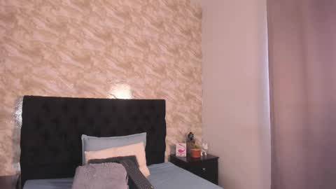 Snapshot of lucio__fox chatting on October 6, 12:10 pm Lucio online show from October 6, 12:10 pm