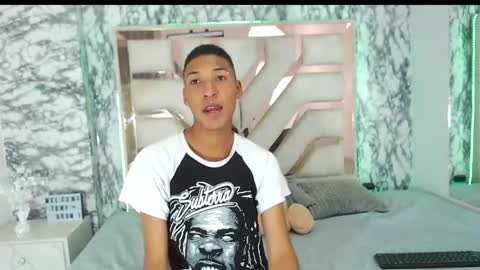 lucky_smitth online show from December 4, 1:09 pm